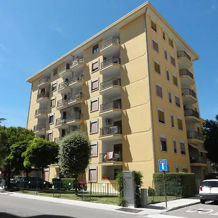Bright Flat Close To The Sea