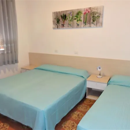 Apartman Bright Flat Close To The Sea *