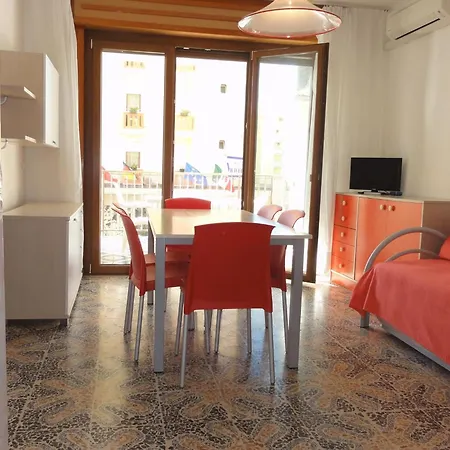 Bright Flat Close To The Sea * بيبيوني